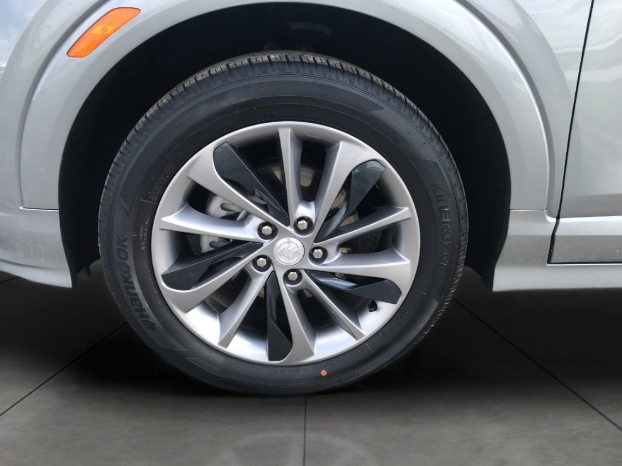 Certified 2023 Buick Encore GX Select w/ Sport Touring Package FWD image 27