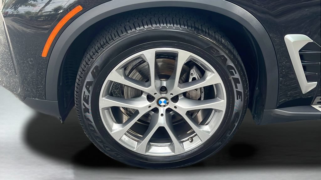 Used 2026 BMW X5 xDrive40i AWD/4WD image 26