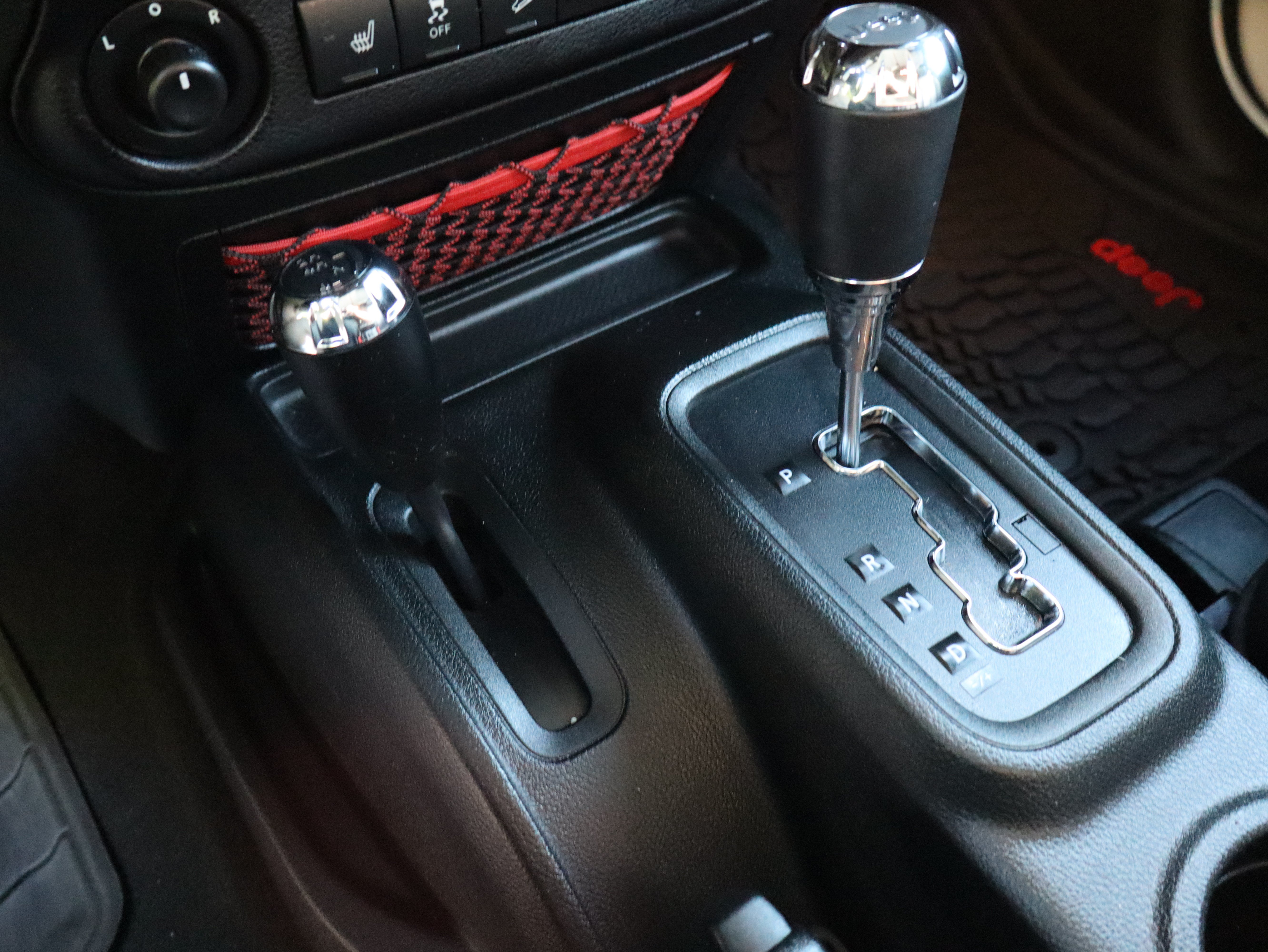Used 2018 Jeep Wrangler Rubicon AWD/4WD image 41