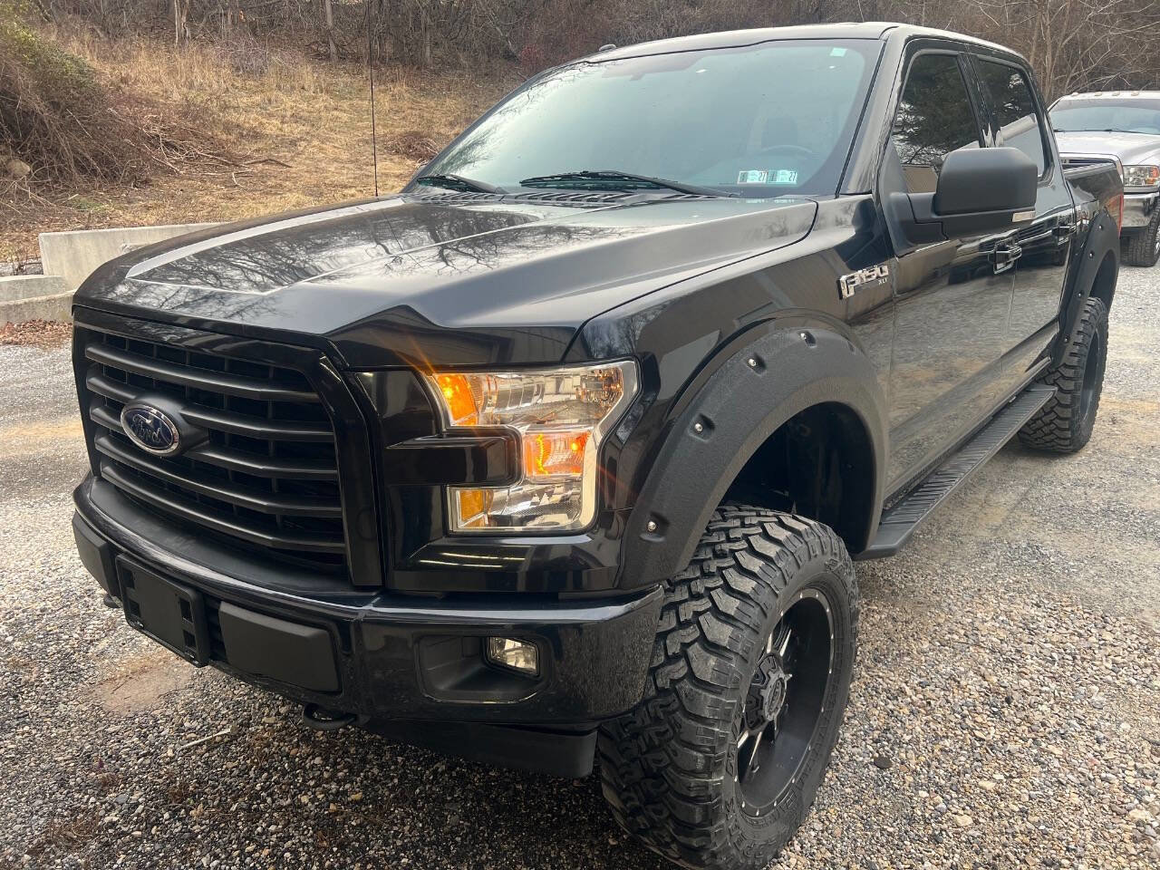 Used 2017 Ford F150 XLT w/ Equipment Group 302A Luxury image 1