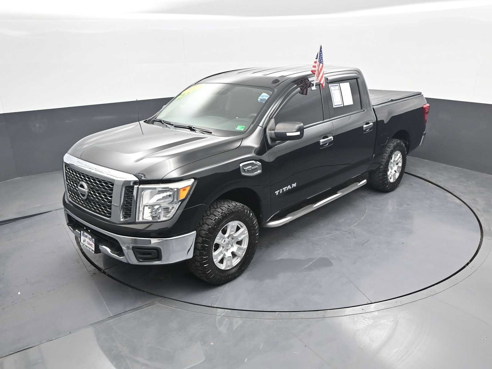 Used 2017 Nissan Titan SV AWD/4WD image 28