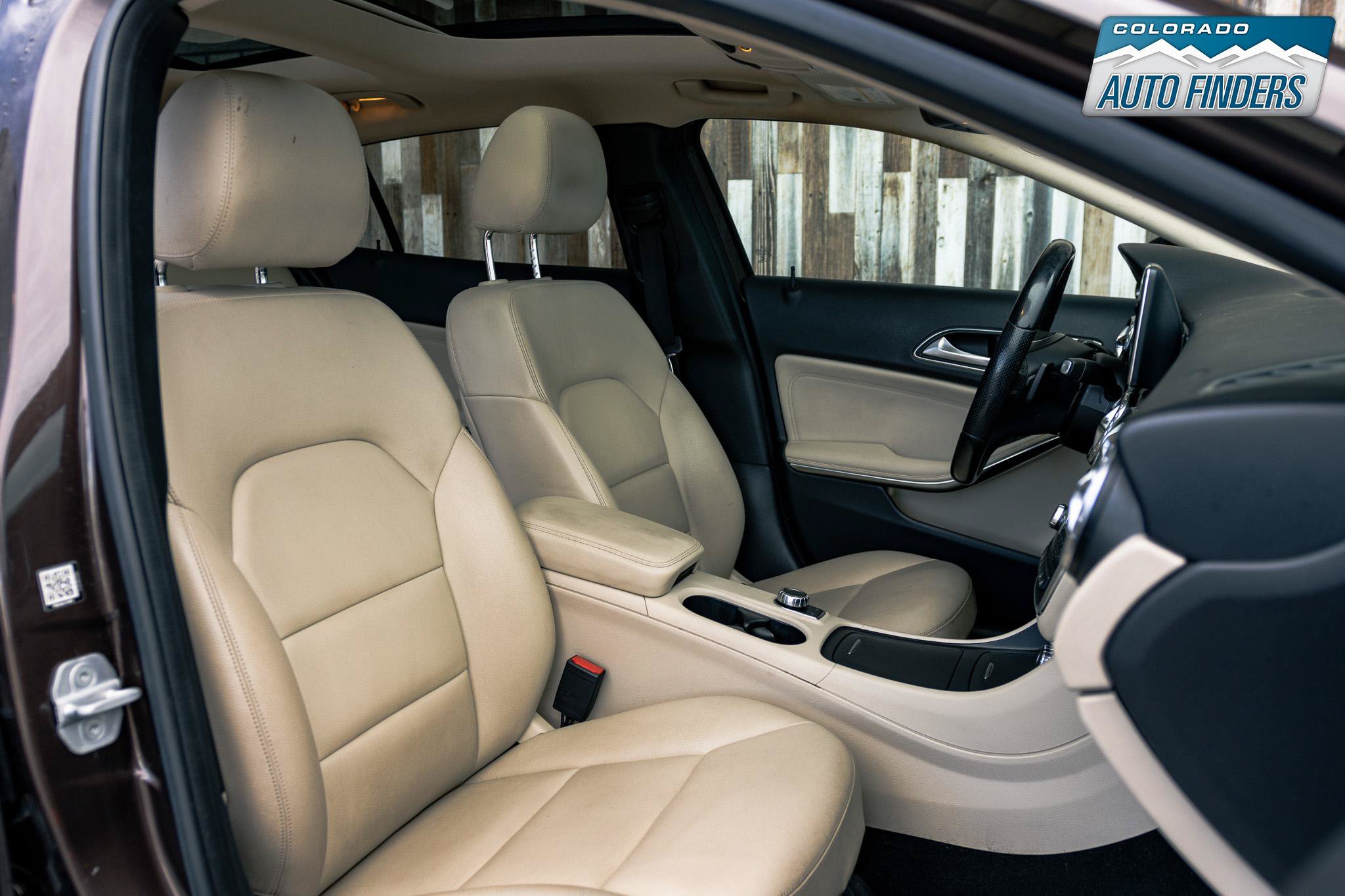 Used 2015 Mercedes-Benz GLA 250 4MATIC w/ Premium Package image 23