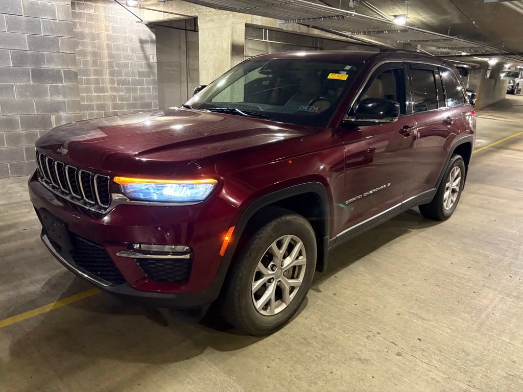 Used 2022 Jeep Grand Cherokee Limited AWD/4WD image 9
