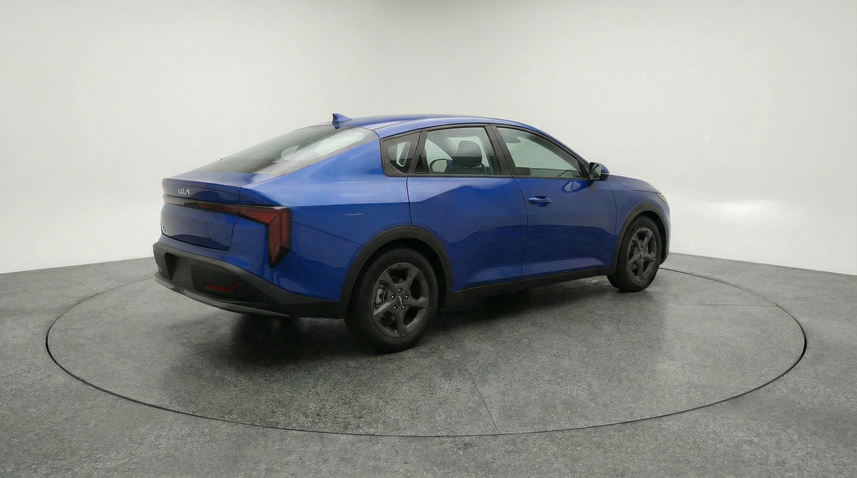 Used 2025 Kia K4 LXS image 9