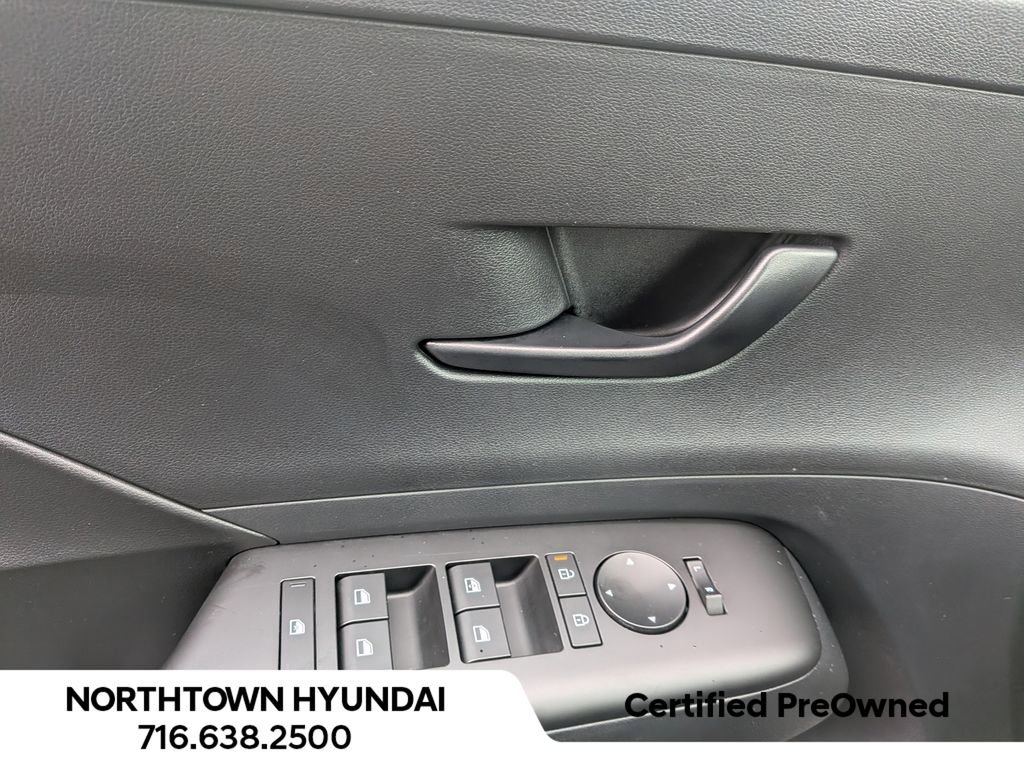 Certified 2026 Hyundai Kona SE image 30