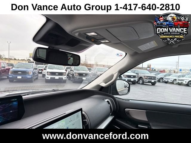 Used 2025 Ford Expedition Active image 22