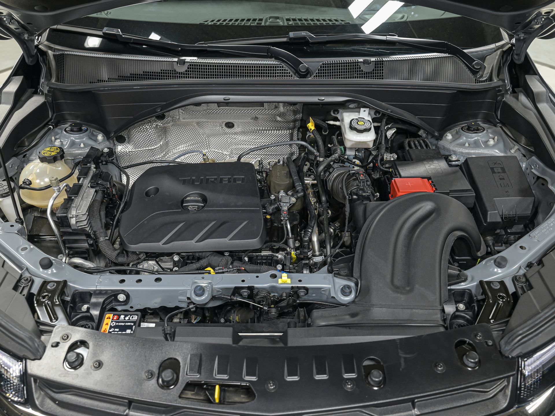 Used 2024 Chevrolet TrailBlazer LT w/ LT Cold Weather Package FWD image 11