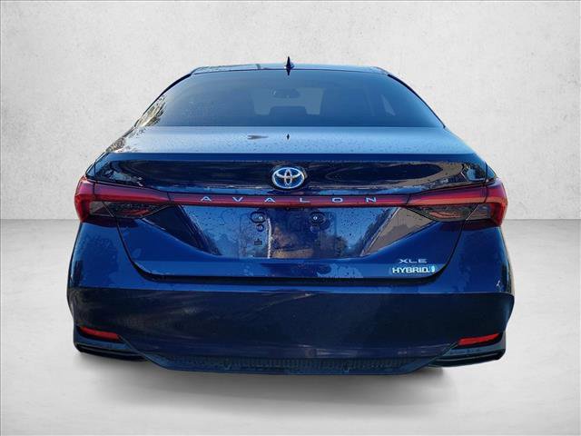 Used 2021 Toyota Avalon XLE image 6