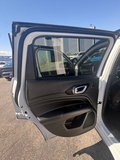 Used 2023 Jeep Compass High Altitude AWD/4WD image 13