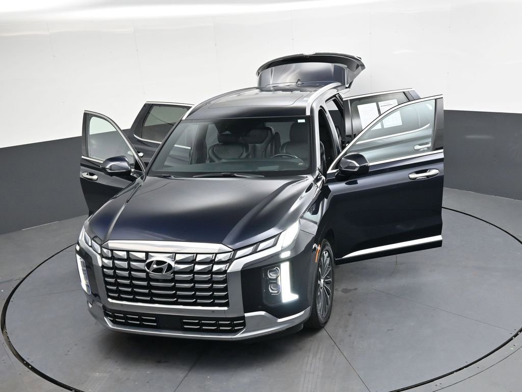 Used 2024 Hyundai Palisade Calligraphy image 36