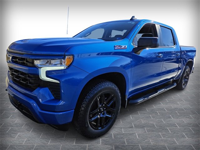 Used 2023 Chevrolet Silverado 1500 RST w/ Z71 Off-Road Package image 3