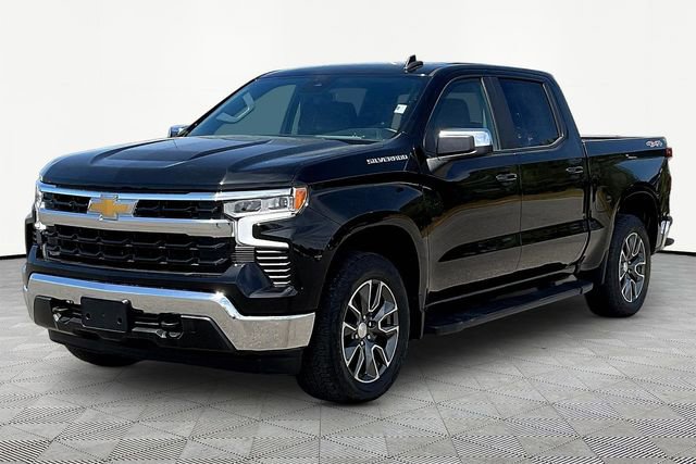 Used 2023 Chevrolet Silverado 1500 LT AWD/4WD image 3
