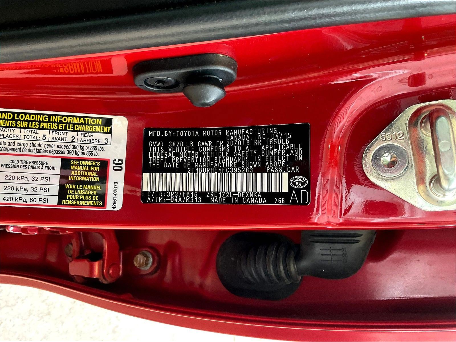 Used 2015 Toyota Corolla LE FWD image 18