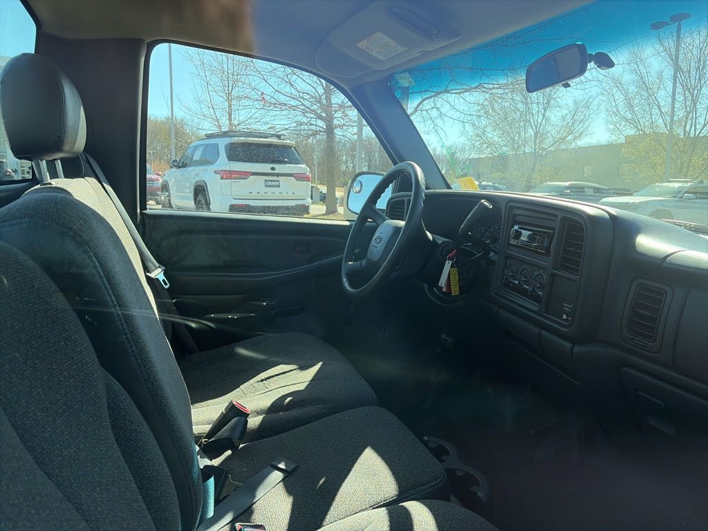 Used 2002 Chevrolet Silverado 1500 2WD Regular Cab image 28