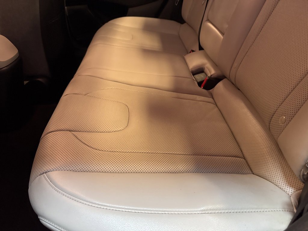 Used 2021 Hyundai Elantra Limited image 45