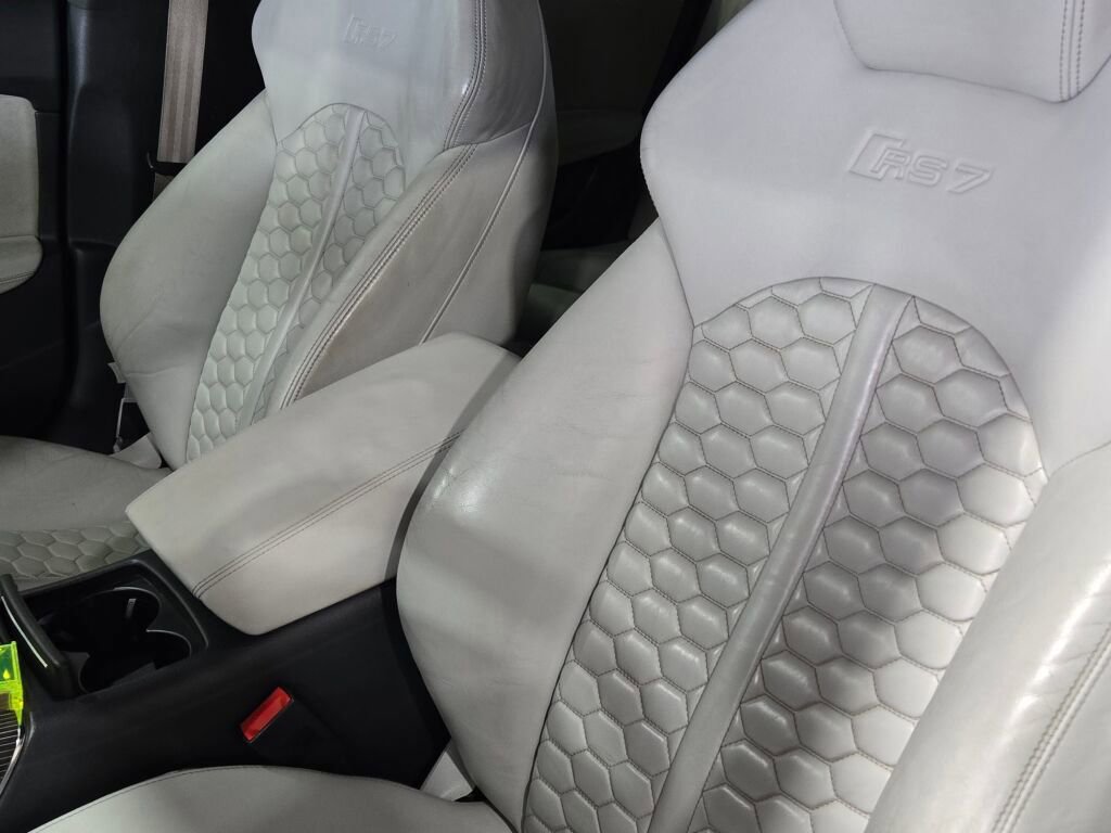 Used 2017 Audi RS 7 Prestige image 24