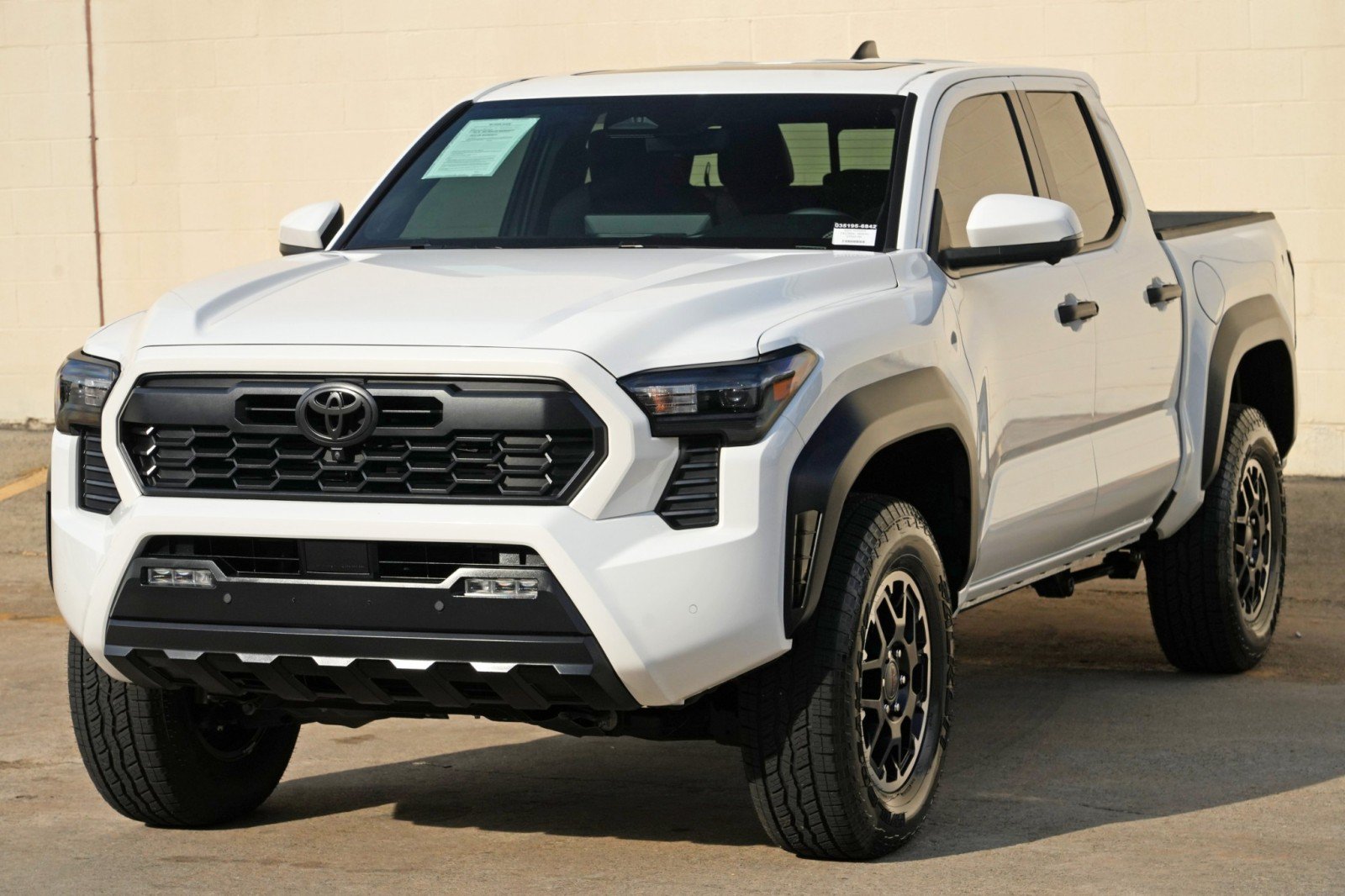 Used 2025 Toyota Tacoma TRD Off-Road w/ TRD Off Road Premium Package AWD/4WD image 49