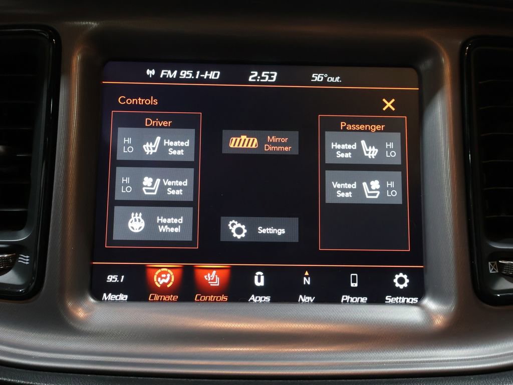 Used 2023 Dodge Challenger R/T w/ Plus Package image 29