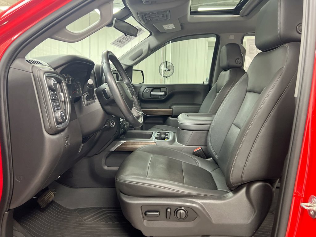 Used 2021 Chevrolet Silverado 1500 LT Trail Boss w/ Convenience Package II AWD/4WD image 20