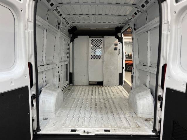 Used 2023 RAM ProMaster 2500 w/ Convenience Group FWD image 29