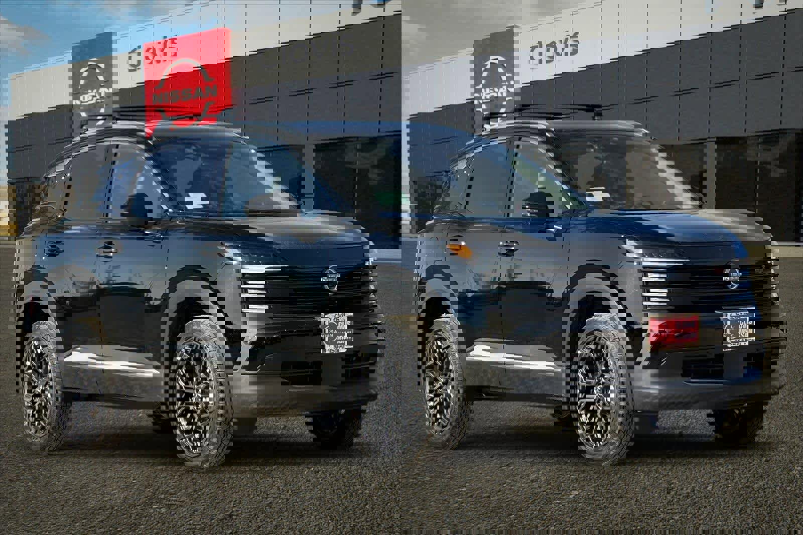 New 2026 Nissan Kicks SR w/ Illumination Package image 10