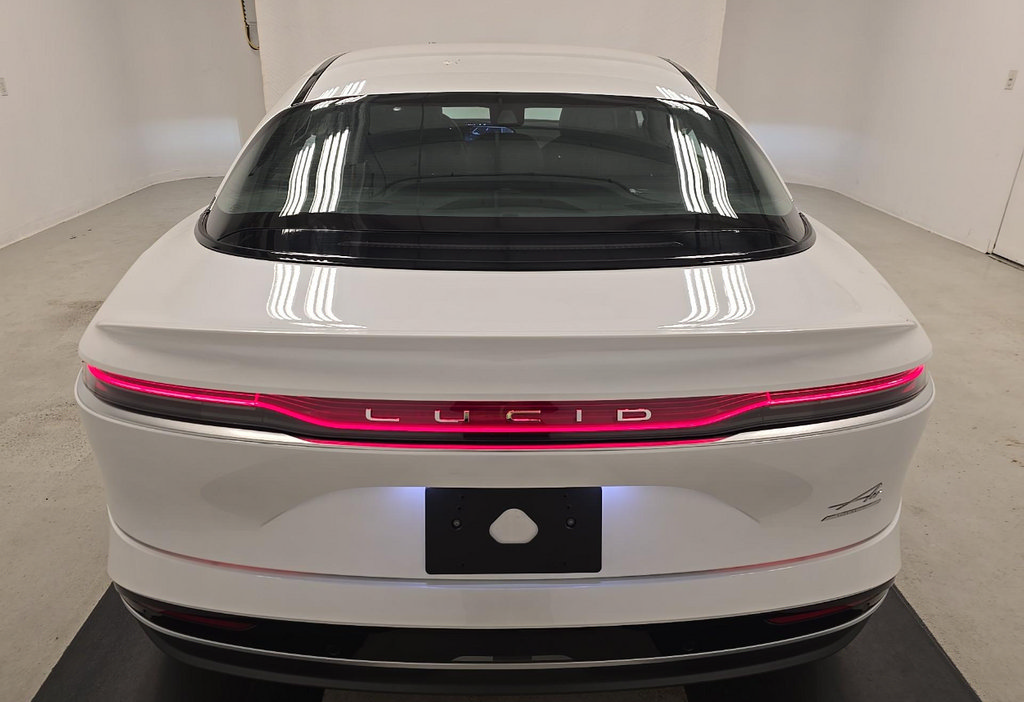 Used 2024 Lucid Air Touring AWD/4WD image 5
