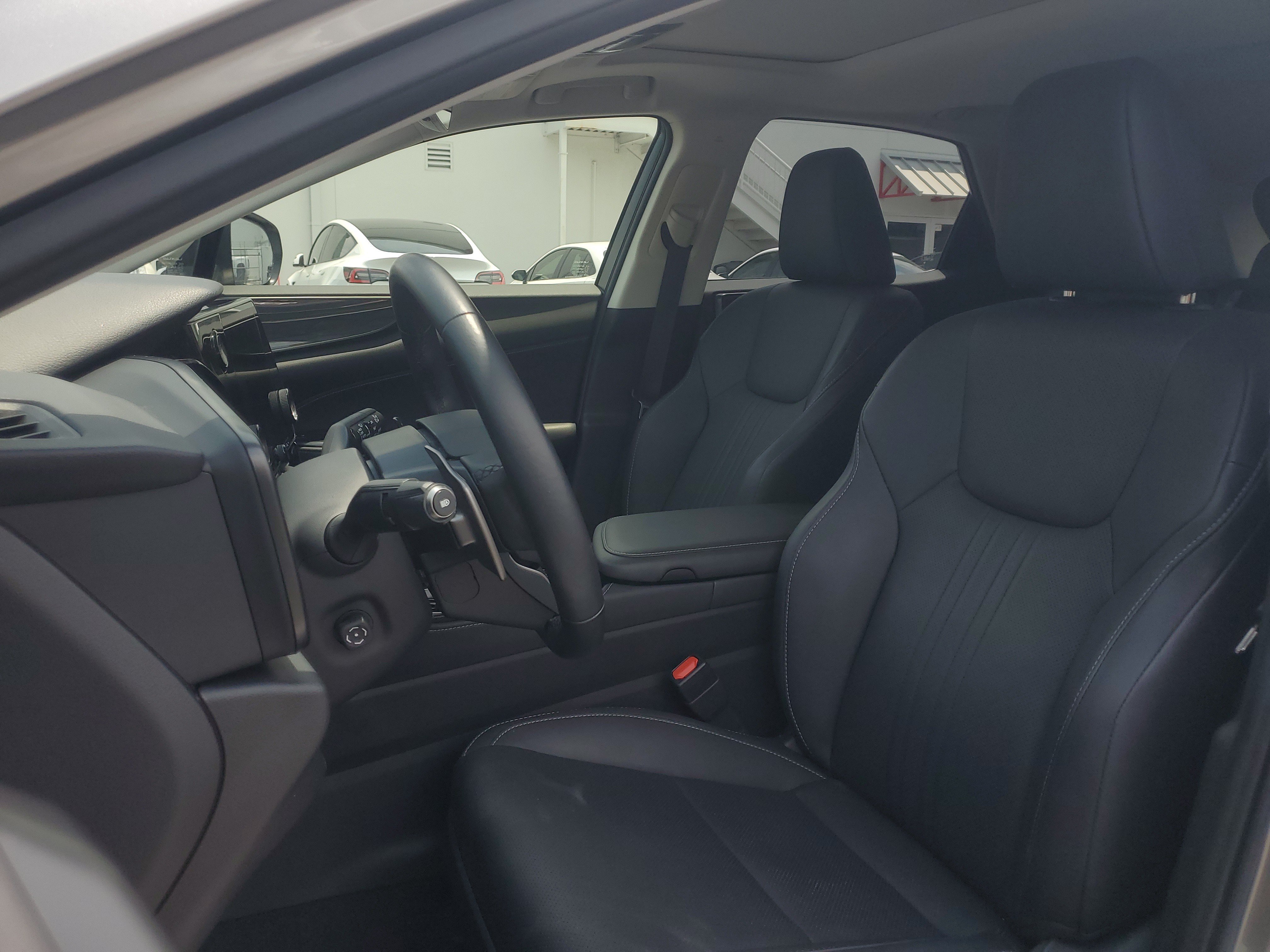 Used 2022 Lexus NX 250 FWD image 19