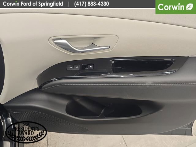 Used 2025 Hyundai Tucson Limited image 11