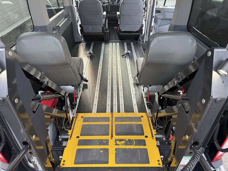 Used 2018 Ford Transit 150 XL RWD image 10