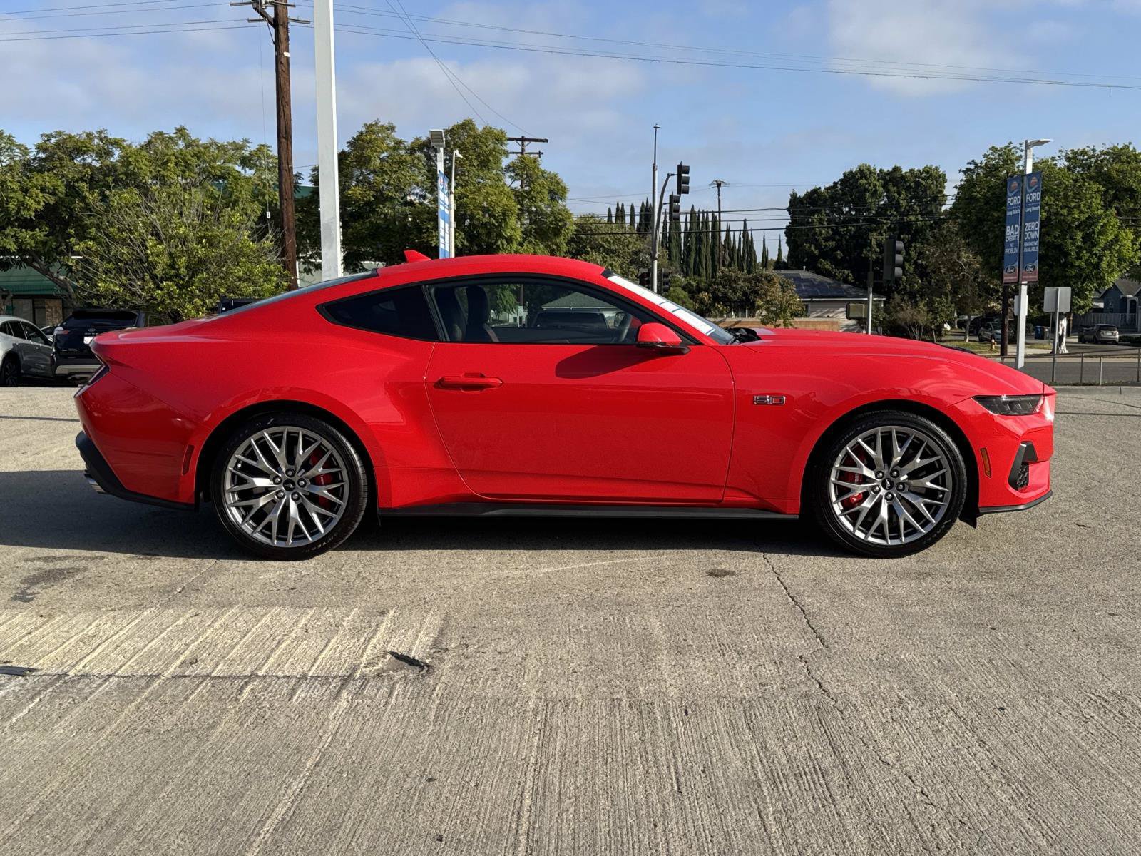Used 2026 Ford Mustang GT Premium RWD image 2