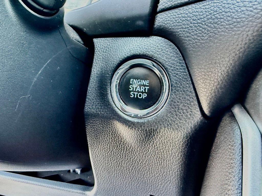 Certified 2021 Toyota RAV4 Limited FWD image 31