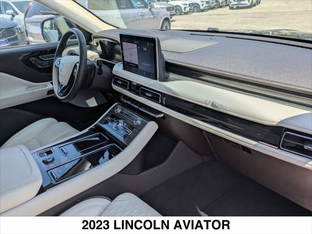 Used 2023 Lincoln Aviator Black Label w/ Dynamic Handling Package AWD/4WD image 27