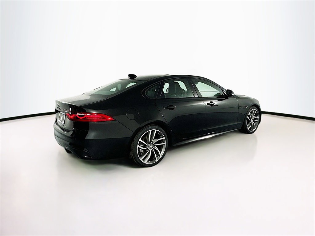 New 2024 Jaguar XF R-Dynamic SE image 5