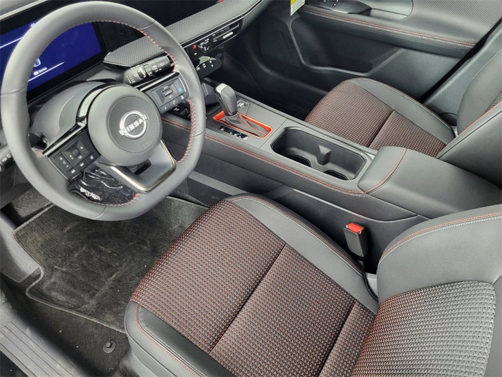 New 2025 Nissan Kicks SR image 10