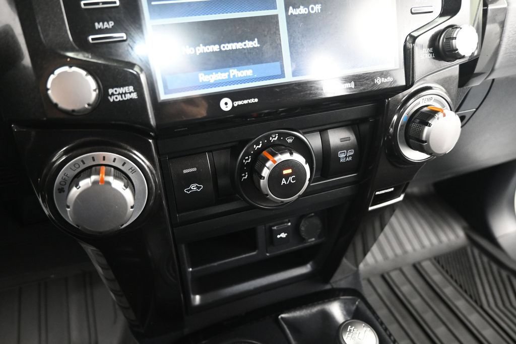 Used 2022 Toyota 4Runner TRD Off-Road AWD/4WD image 16