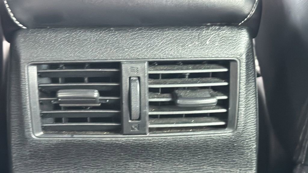 Used 2022 Mitsubishi Outlander SE image 22