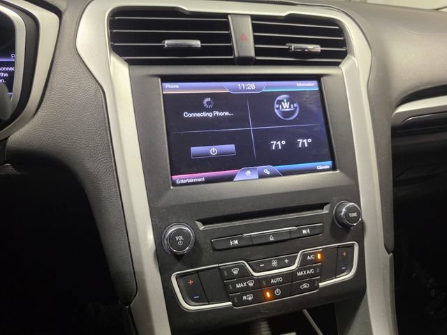 Used 2016 Ford Fusion SE FWD image 19