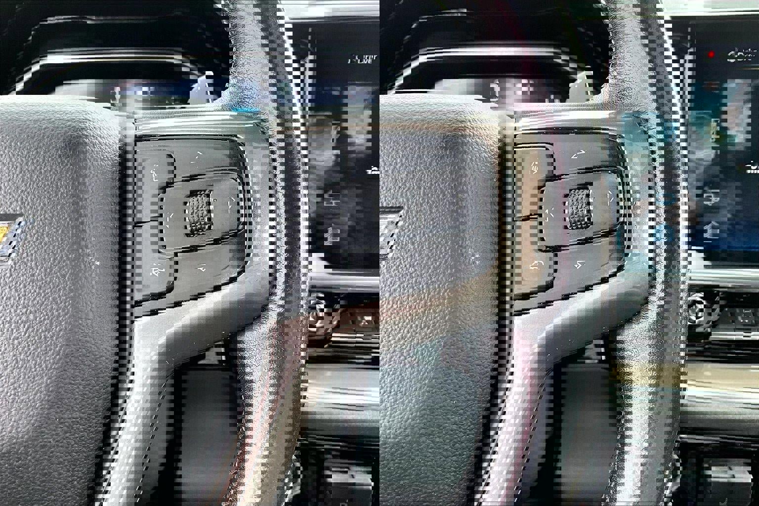 Used 2022 Chevrolet Silverado 1500 High Country w/ High Country Premium Package image 19