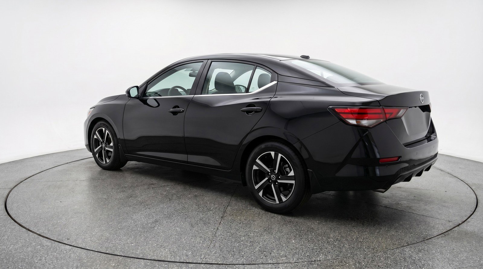 Used 2025 Nissan Sentra SV image 5