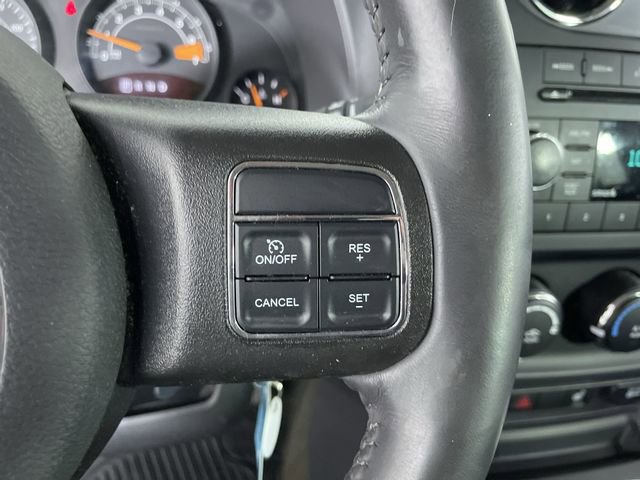 Used 2017 Jeep Patriot High Altitude image 28