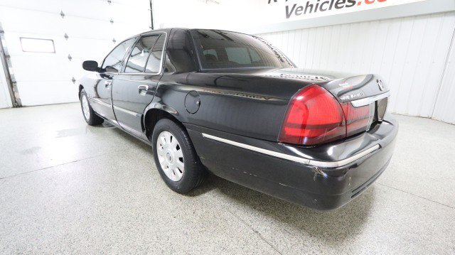 Used 2004 Mercury Grand Marquis LS RWD image 3