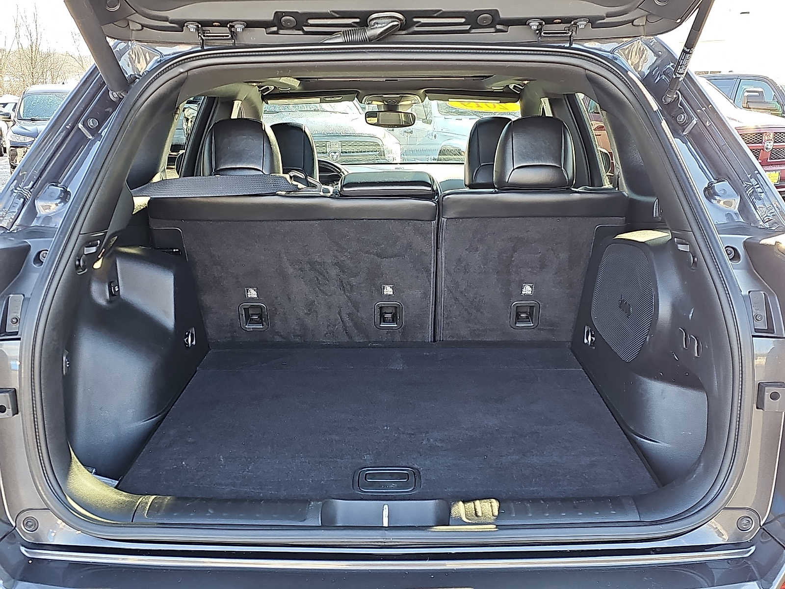 Used 2019 Jeep Cherokee High Altitude image 30