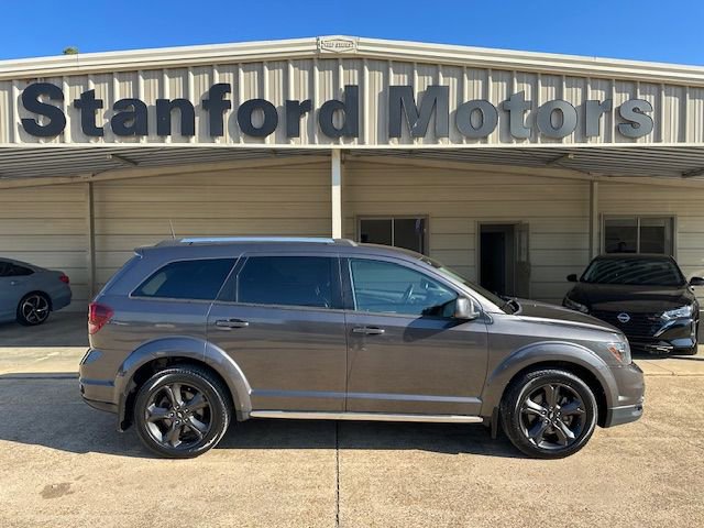 Used 2019 Dodge Journey Crossroad w/ Mopar All Weather Group image 1