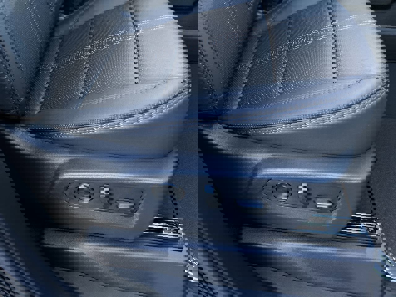 New 2026 Chevrolet Silverado 3500 High Country w/ Technology Package image 16