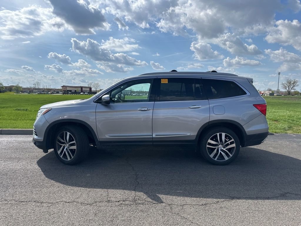 Used 2017 Honda Pilot Elite image 10