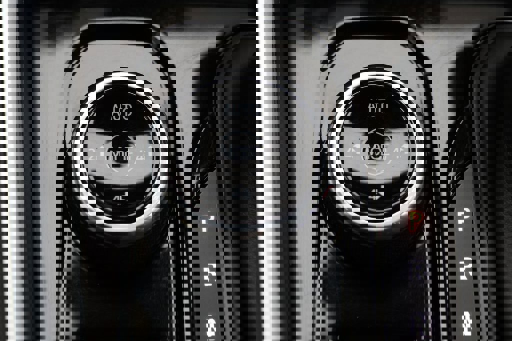 Used 2024 Chevrolet Colorado Trail Boss w/ Technology Package image 28