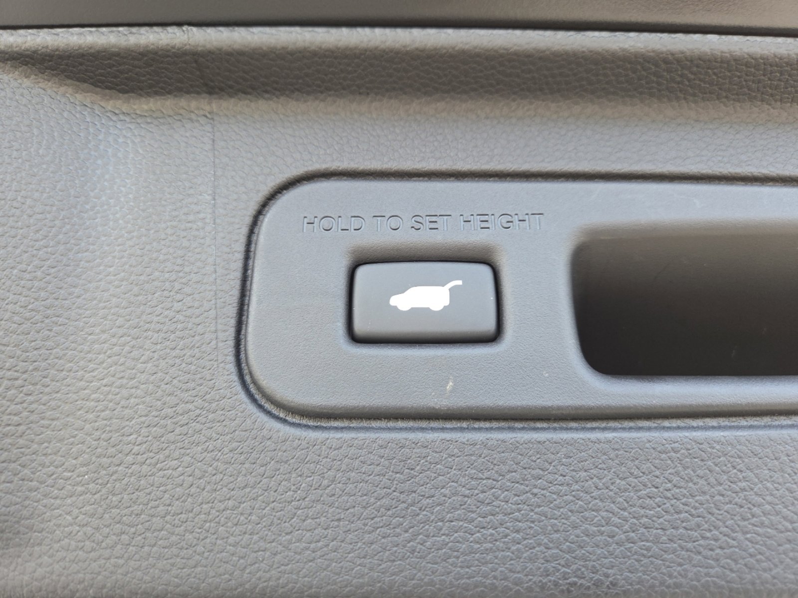 Used 2025 Honda Pilot EX-L image 19