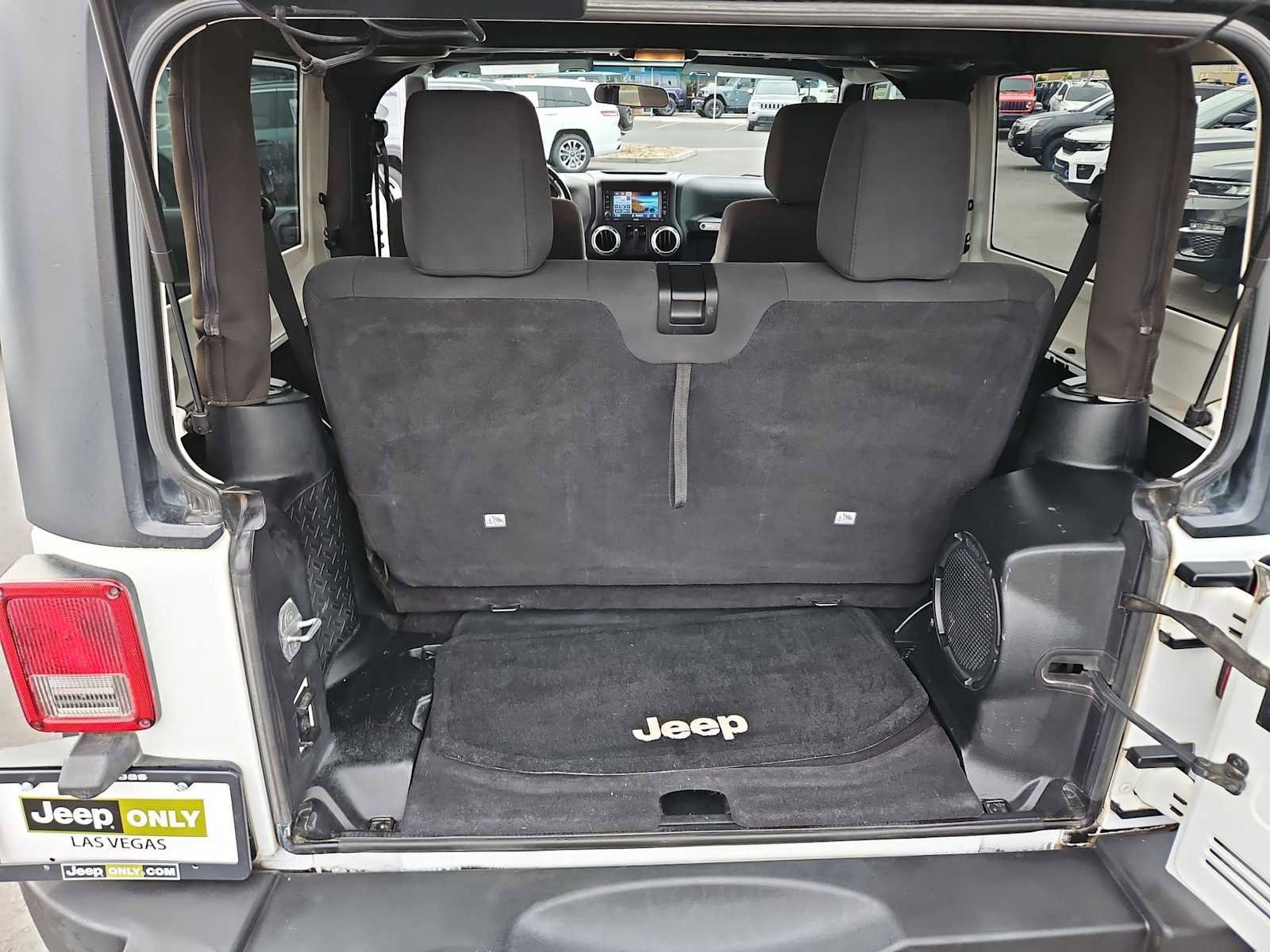 Used 2012 Jeep Wrangler Rubicon w/ Dual Top Group image 49