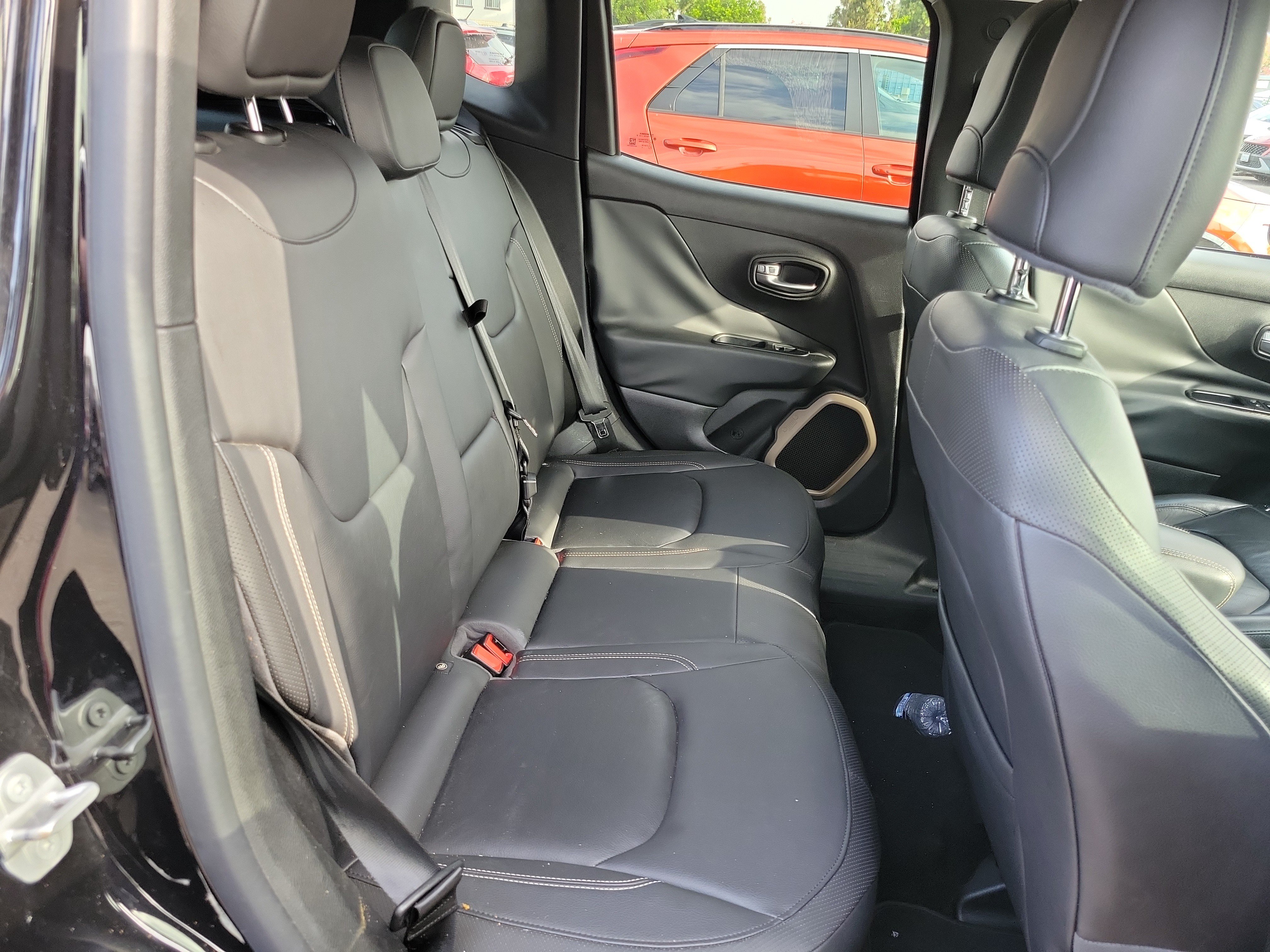 Used 2015 Jeep Renegade Limited FWD image 18