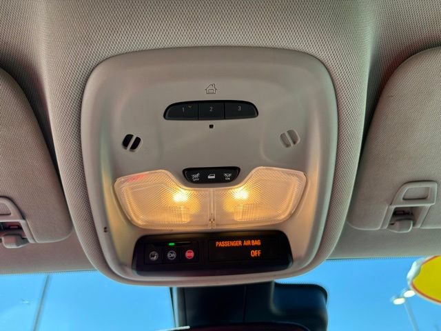 Used 2021 Buick Encore GX Essence w/ Sport Touring Package FWD image 25